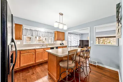 N20W28482  Oakton Rd, Pewaukee, WI 53072 - Photo 12