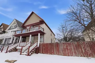 2631 N 33rd St, Milwaukee, WI 53210 - Photo 2