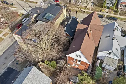 1941 N Bartlett St, Milwaukee, WI 53202 - Photo 28