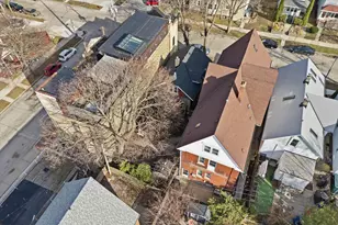 1941 N Bartlett St, Milwaukee, WI 53202 - Photo 28