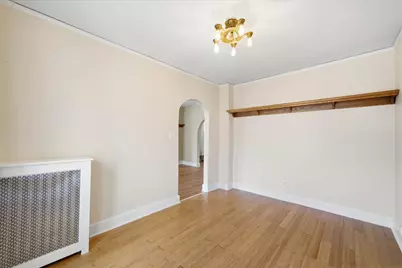 1941 N Bartlett St, Milwaukee, WI 53202 - Photo 8