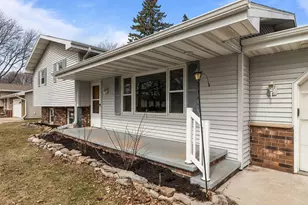 1764 Oakridge Ct, Fox Crossing, WI 54952 - Photo 36