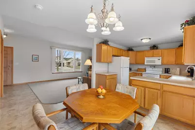 3745  Stillwater Cir, Waukesha, WI 53189 - Photo 8