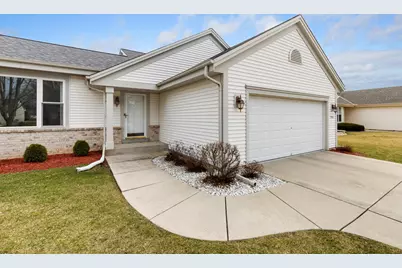 3745  Stillwater Cir, Waukesha, WI 53189 - Photo 32