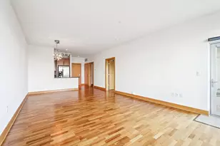 1550 E Royall Pl, Milwaukee, WI 53202 - Photo 24