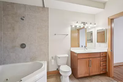 1550 E Royall Pl #408, Milwaukee, WI 53202 - Photo 12