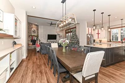 8388  Creek View Ln, Racine, WI 53406 - Photo 32