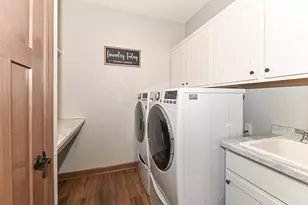 8388 Creek View Ln, Racine, WI 53406 - Photo 60