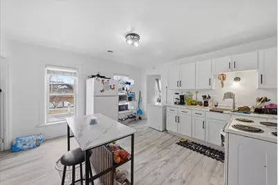 639 W Meinecke Ave, Milwaukee, WI 53212 - Photo 4