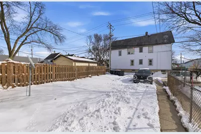 6205 W Mitchell St #6207, West Allis, WI 53214 - Photo 6