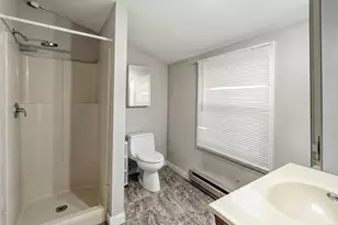 11004 N Range Line Rd, Mequon, WI 53092 - Photo 32