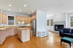 11004 N Range Line Rd, Mequon, WI 53092 - Photo 16