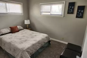 5950 N 71st St, Milwaukee, WI 53218 - Photo 10