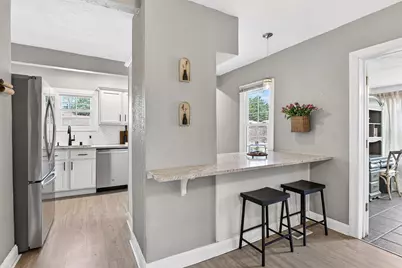 656 N 99th St, Wauwatosa, WI 53226 - Photo 8