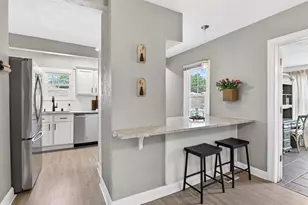 656 N 99th St, Wauwatosa, WI 53226 - Photo 8