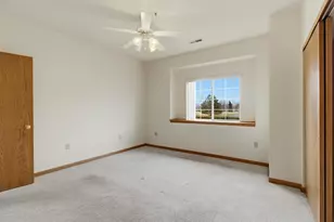 4754 W Maple Leaf Cir, Greenfield, WI 53220 - Photo 20