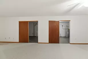 4754 W Maple Leaf Cir, Greenfield, WI 53220 - Photo 30