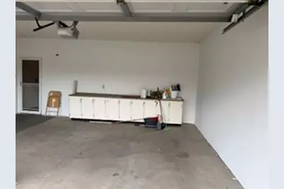 4754 W Maple Leaf Cir, Greenfield, WI 53220 - Photo 12