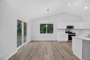 510 Duck Pond Ct, Genoa City, WI 53128 - Photo 6