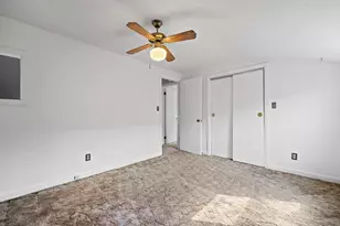 5713 N Argyle Ave, Glendale, WI 53209 - Photo 16