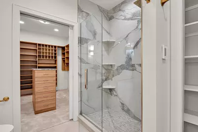 2960 N 186th St #10, Brookfield, WI 53045 - Photo 12