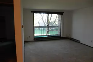 3635 N Tucker Pl, Milwaukee, WI 53222 - Photo 4