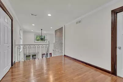 8408 N Lake Dr, Fox Point, WI 53217 - Photo 14