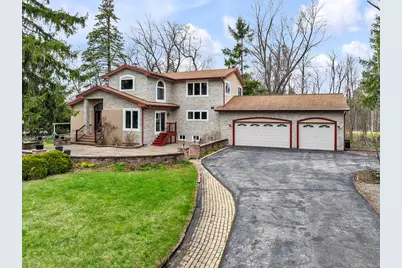 8408 N Lake Dr, Fox Point, WI 53217 - Photo 36