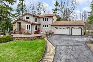 8408 N Lake Dr, Fox Point, WI 53217 - Photo 36