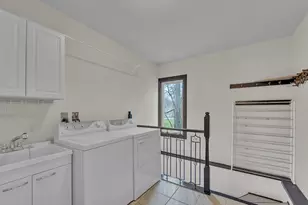 8408 N Lake Dr, Fox Point, WI 53217 - Photo 20