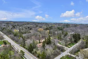 8408 N Lake Dr, Fox Point, WI 53217 - Photo 34