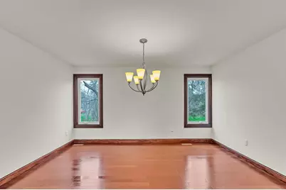 8408 N Lake Dr, Fox Point, WI 53217 - Photo 12