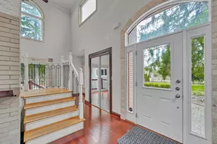 8408 N Lake Dr, Fox Point, WI 53217 - Photo 4