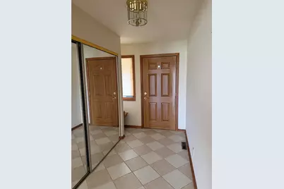 4780  Cara Marie Ct #B, Brookfield, WI 53005 - Photo 12