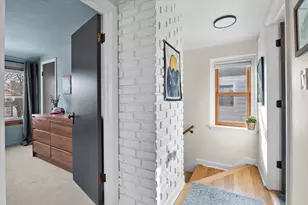 1918 E Eden Pl, Saint Francis, WI 53235 - Photo 14