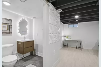 5440 N Navajo Ave, Glendale, WI 53217 - Photo 12