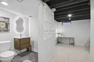 5440 N Navajo Ave, Glendale, WI 53217 - Photo 12