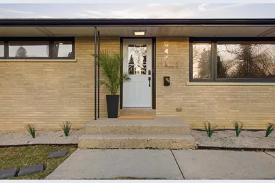 5440 N Navajo Ave, Glendale, WI 53217 - Photo 2