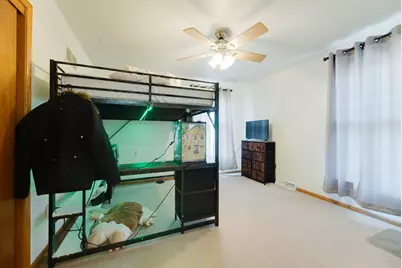 309 N 8th St, Racine, WI 53185 - Photo 28