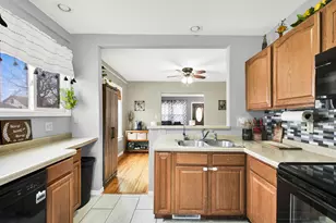 1013 Pearl St, Waukesha, WI 53186 - Photo 12