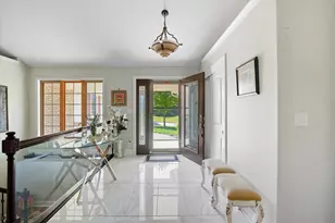 4540 W Melissa Ct, Franklin, WI 53132 - Photo 2