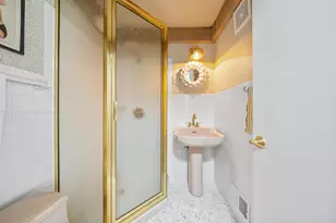 930 Alpine Dr, Fontana, WI 53125 - Photo 28