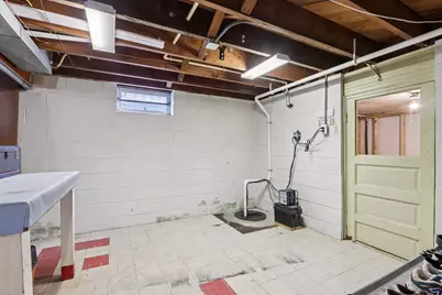 3042 N 88th St, Milwaukee, WI 53222 - Photo 36