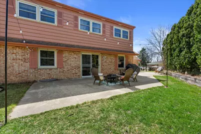 12640  W Wilbur Dr, New Berlin, WI 53151 - Photo 6