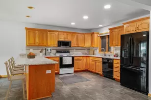 1075 Lauderdale -, Onalaska, WI 54650 - Photo 12