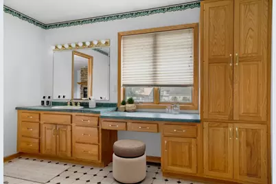 1075  Lauderdale -, Onalaska, WI 54650 - Photo 20