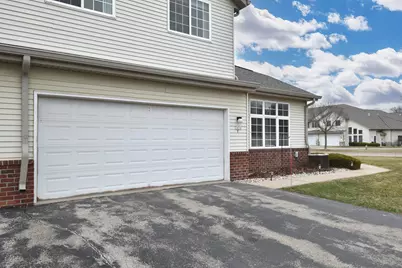 2424  Fox River Pkwy #F, Waukesha, WI 53189 - Photo 42