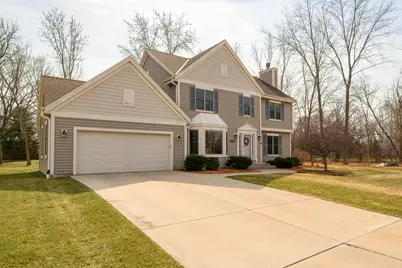 4195 W Squire Ave, Greenfield, WI 53221 - Photo 38