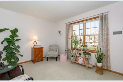 4195 W Squire Ave, Greenfield, WI 53221 - Photo 30