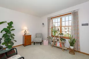 4195 W Squire Ave, Greenfield, WI 53221 - Photo 30